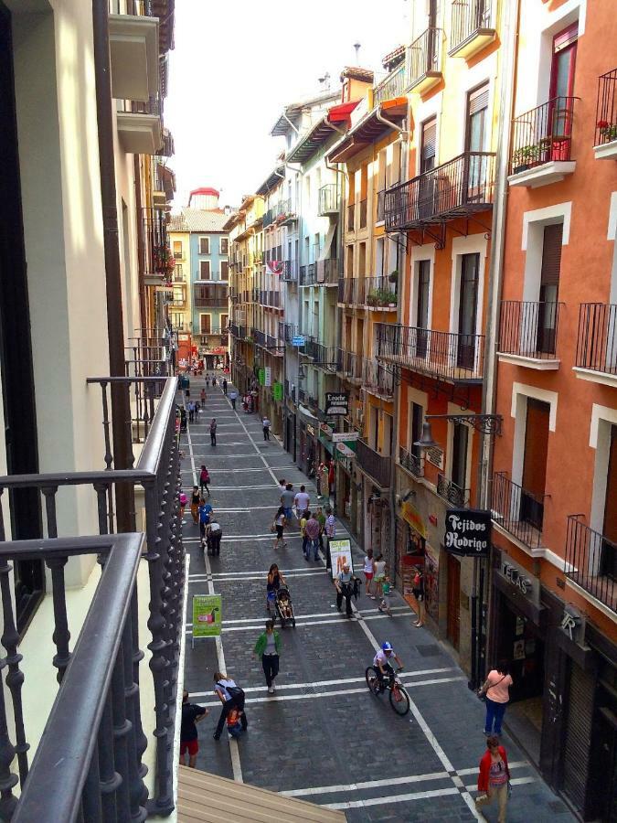 Апартаменты Balcon Curva De Estafeta - Centro Памплона Экстерьер фото